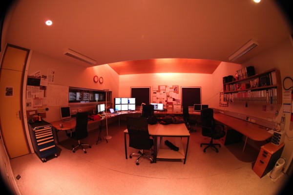 The control room of the Euler Telescope in La Silla. (Photo: Pierre Bratschi)